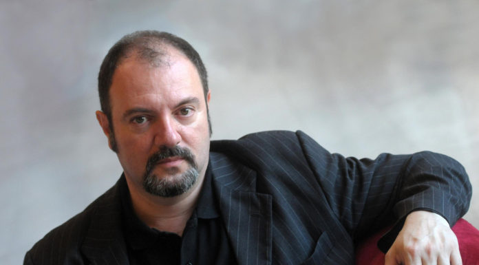 “Angeli” anche in versione parlata Carlo Lucarelli