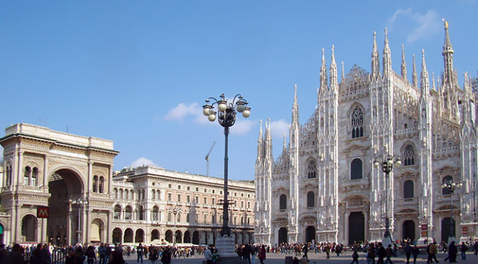 “Politica del turismo e tutela del consumatore – turista nel diritto comunitario: la direttiva CEE n. 314/90 concernente i viaggi, le vacanze ed i circuiti tutto compreso”, di Fabio Natale MIlano