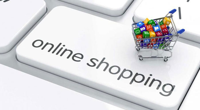 “Studio sull’integrazione di sistemi complessi per lo sviluppo di una piattaforma ad oggetti per il commercio elettronico” di Ivan Colombo Studio sull'integrazione di sistemi complessi per lo sviluppo di una piattaforma ad oggetti per il commercio elettronico