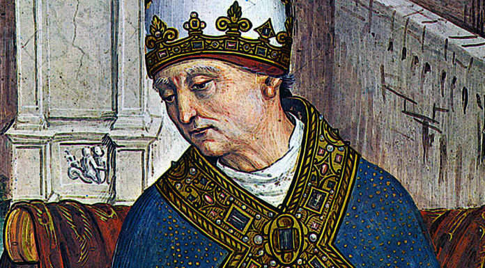 «Annali d’Italia» di Lodovico Antonio Muratori. Volume 5 Papa Pio II arriva per la Crociata al porto di Ancona. Pinturicchio, tra il 1502 e il 1507, (Libreria Piccolomini nella cattedrale di Siena).