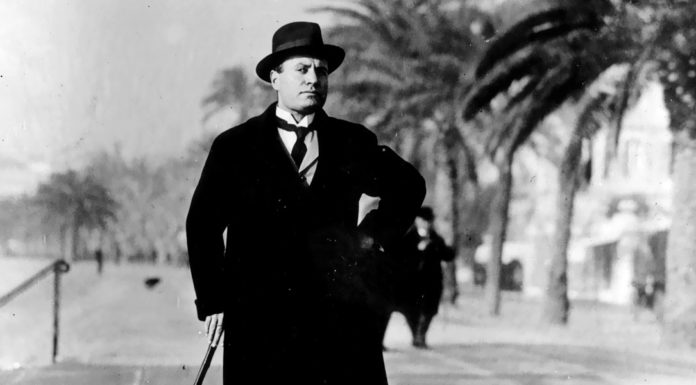 “Dal socialismo alla nazione” di Benito Mussolini “Dal socialismo alla nazione” di Benito Mussolini