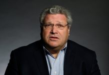 Fascismo in America? Robert Kagan