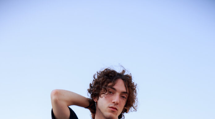 Il cuore pulsante del Rhythm and Blues si riaccende in “R&B Italiano”, il nuovo singolo di Zest che fonde ritmo, innovazione e passione