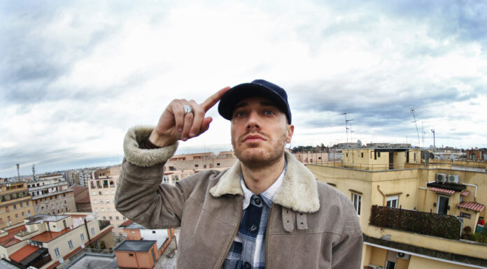 “Riad” è il nuovo singolo di Davidof, un viaggio tra i colori del mondo per tornare a se stessi