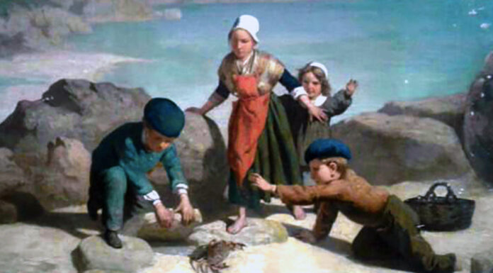 “Le arance d‘oro” di Luigi Capuana Family_playing_with_crabs_on_the_beach