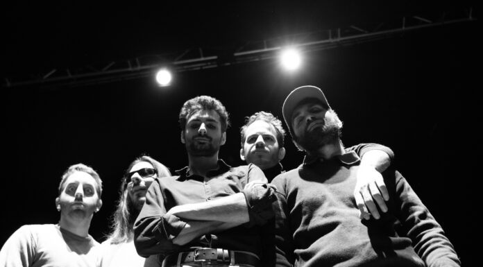 Dopo il podio al Premio Dalla, i Tes tornano con “Tra le righe”