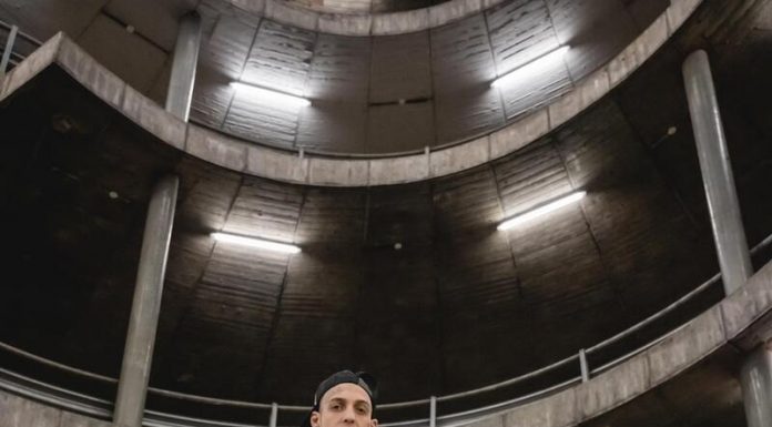 L’estate si colora di barre e rivalsa con “Non mi manchi”, il nuovo tuffo musicale di Kevin Love tra emozioni in antitesi