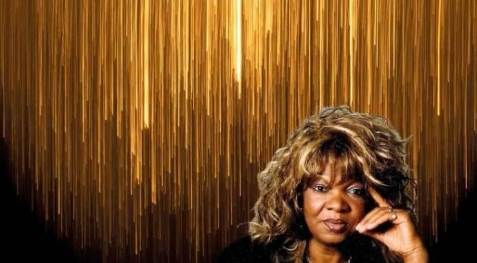 “Simply no age” il nuovo ed atteso disco di Ella Armstrong