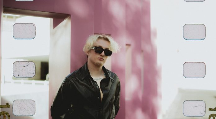 Love Ghost – è uscito il loro singolo “Snap”
