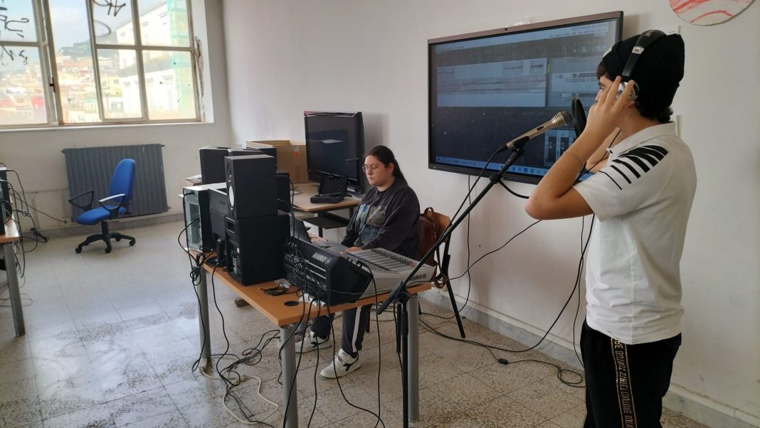 I ragazzi del liceo Palizzi di Napoli partecipano al progetto Libro Parlato