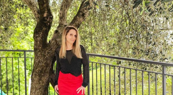 La musica come ponte oltre la scomparsa: Lisa Orefice torna con “Inseparabili”