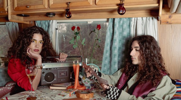 KAWAKAMI porta l’anima e l’identità nomade in musica con “Gitana”