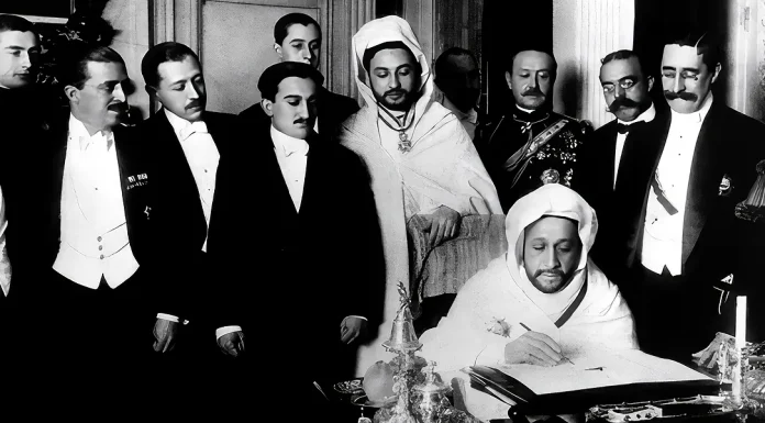 “Lotte civili” di Edmondo De Amicis El-Hadj el-Mokri, ambasciatore marocchino in Spagna, firma gli atti della Conferenza di Algeciras (1906)