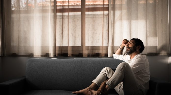 Anni 90, il nuovo singolo firmato da Valerio Massaro