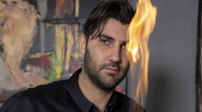 Conosco i segni de l’antica fiamma, al MacS di Catania la fisicità della pittura di Giuseppe Barilaro