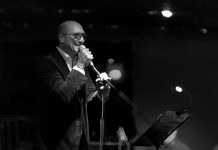 Troppa luce acceca: Roberto Funaro racconta l’era in cui vedere tutto significa capire poco