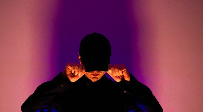 Da Roma a New York, un album costruito in solitudine: “Digitanalogico” di 4Grigio