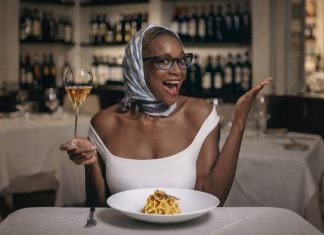 Papik e Kelly Joyce uniscono due capitali musicali, tra lounge e nu-jazz il suono raffinato di Carbonara & Champagne