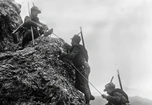“Tre anni di guerra” di Gualtiero Castellini Truppe alpine italiane durante la Prima Guerra Mondiale