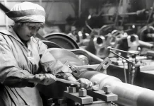 “Storia della grande industria in Italia” di Rodolfo Morandi Storia della grande industria in Italia