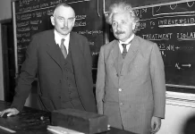 “Sulla teoria speciale e generale della relatività” di Alberto Einstein Richard C. Tolman and Albert Einstein at California Institute of Technology