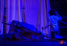 Senza titolo, omaggio alla Commedia dell’Arte e al piacere di leggere